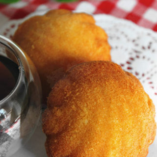 杏仁枫糖玛德琳娜蛋糕