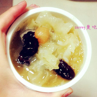 红枣银耳桂圆汤