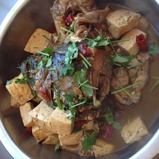大头莲鱼炖豆腐