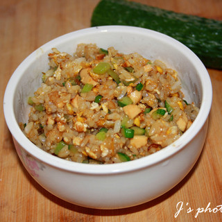 清香黄瓜蛋炒饭