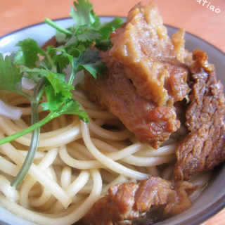 家常牛肉面