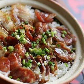 腊肉煲仔饭