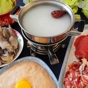 肉滑奶汤火锅