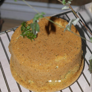 荠菜米粉戚风蛋糕