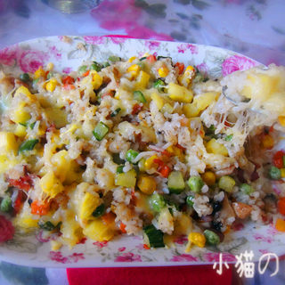 菠萝什锦焗饭