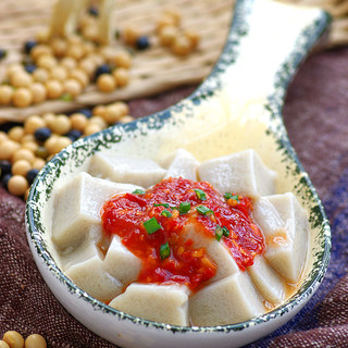 蒜蓉辣酱嫩豆腐