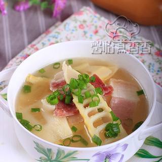 春笋火腿浓汤