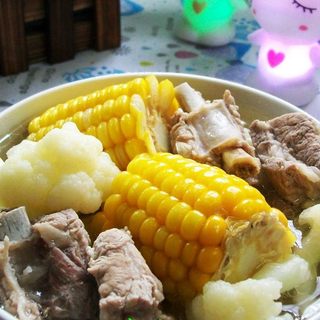 玉米烧排骨