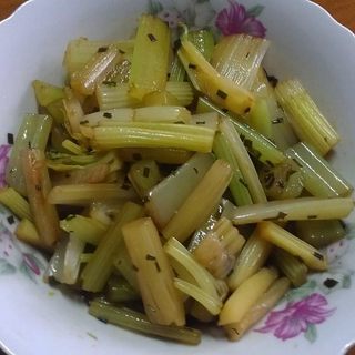 凉拌西芹