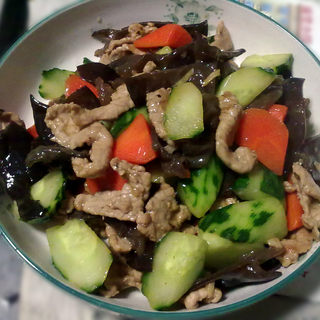 木耳肉片炒青瓜