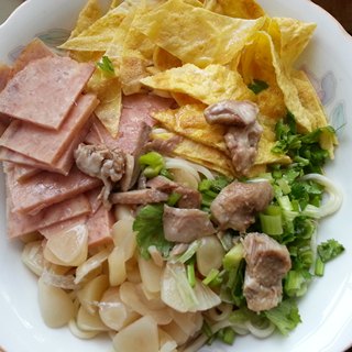 肉丸子面条 和乐