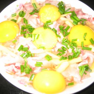 咸肉炖蛋