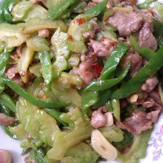 苦瓜炒肉