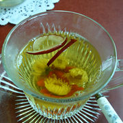 红枣枸杞菊花茶