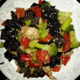 西兰花什锦小炒肉