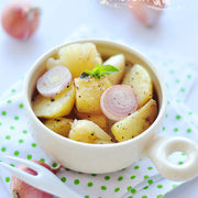 蒜味奶油烤土豆