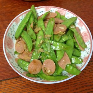 香肠炒荷兰豆