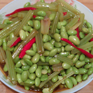 凉拌青豆芹菜