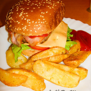 自制巨无霸汉堡