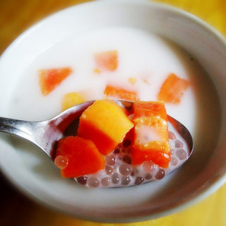 椰香木瓜西米露