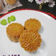 椰香双豆沙月饼