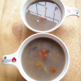 黑豆钱钱五谷粥