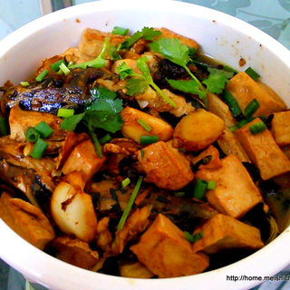 黄骨鱼炖豆腐
