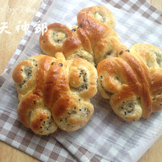 黑小米芝麻面包圈