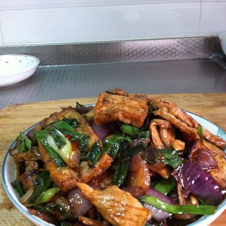 熊掌豆腐生爆肉