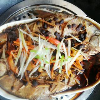 风味豆豉蒸鱼