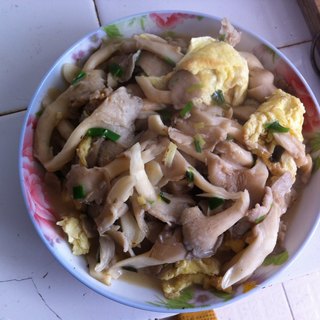 平菇炒蛋