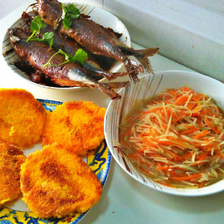 饼子熬鱼 
