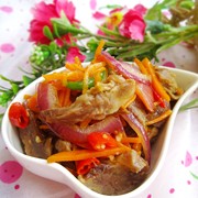 胡萝卜丝炒羊肉