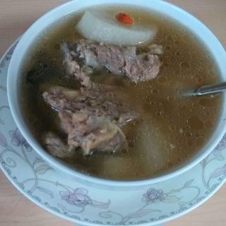 萝卜筒子骨养生汤