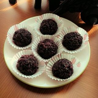 黑糯米香蕉丸子