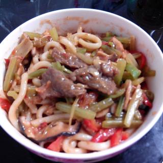 辣炒乌冬面