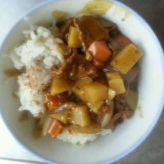 牛肉咖喱饭