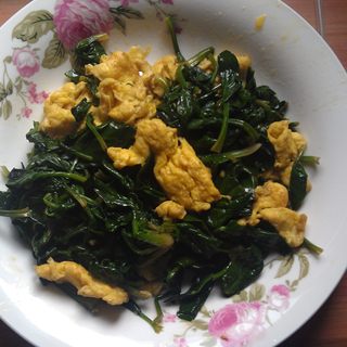 菠菜炒蛋