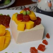 芒果山楂拌奶豆腐