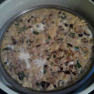 香菇鸡蛋肉饼