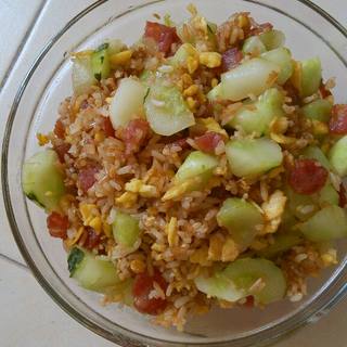 金玉满堂腊肠炒饭