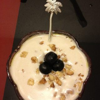 蓝莓核桃仁酸奶