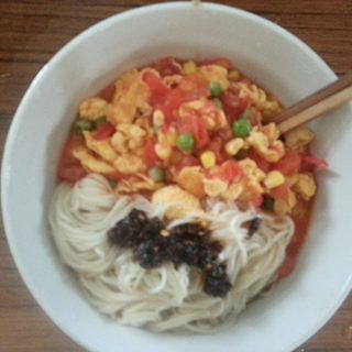 西红柿鸡蛋拌面