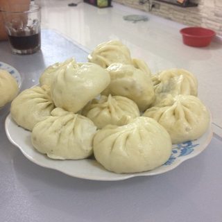 大叶芹包子
