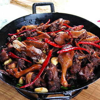 红尖椒炒临武鸭