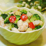 虾仁扇贝肉炒时蔬