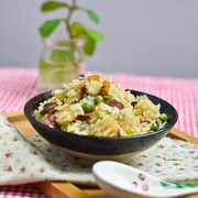 腊肠豌豆焖饭