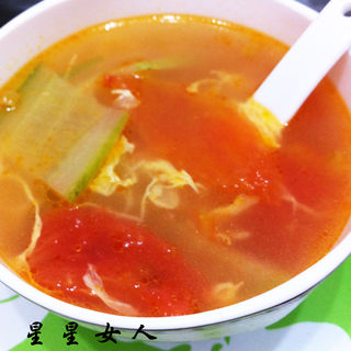 番茄黄瓜鸡蛋汤