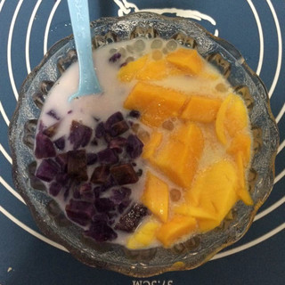 椰汁双拼西米露