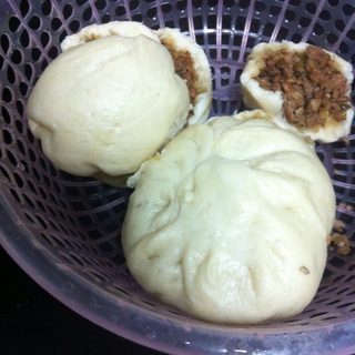 肉馅大包子